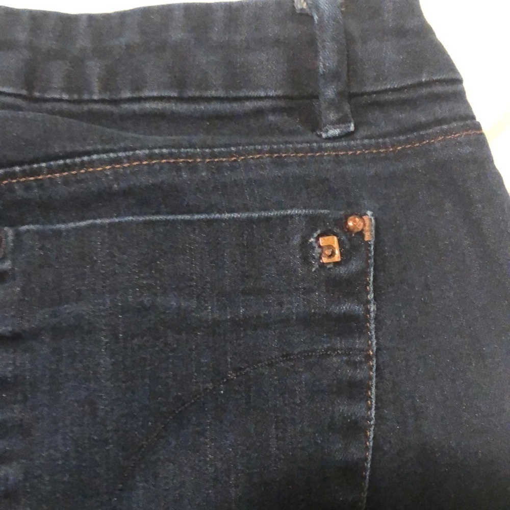 Joe’s dark denim ankle Chelsea W28 - Picture 3 of 6